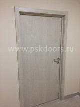 Завершена установка дверей в детском саду на Чудновского 3